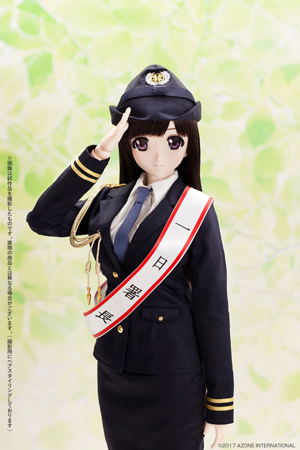 Azone Original Doll: Happiness Clover The Police Chief for the Day / Mahiro_