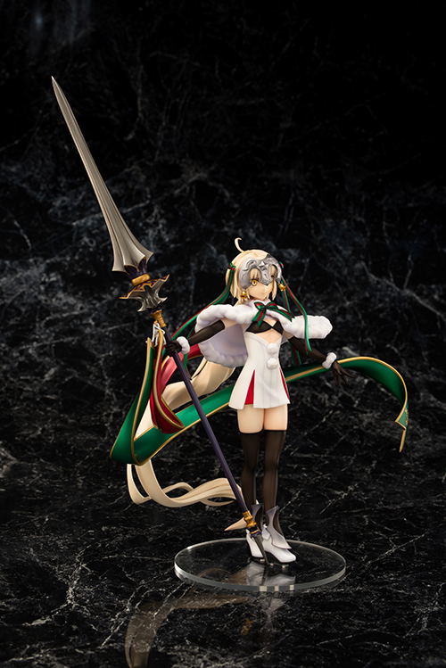 Fate/Grand Order 1/8 Scale Pre-Painted Figure: Jeanne d'Arc Alter Santa Lily image 6