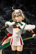 Fate/Grand Order 1/8 Scale Pre-Painted Figure: Jeanne d'Arc Alter Santa Lily thumbnail 9