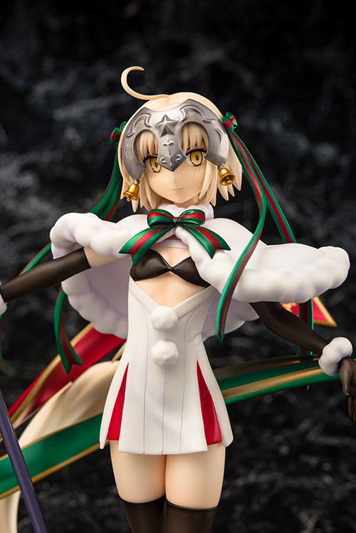 Fate/Grand Order 1/8 Scale Pre-Painted Figure: Jeanne d'Arc Alter Santa Lily image 9