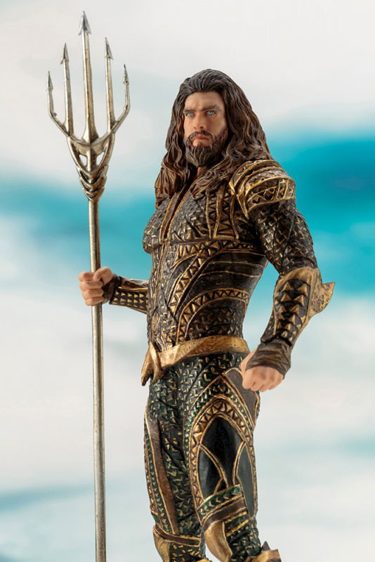 ARTFX+ Justice League 1/10 Scale Pre-Painted Figure: Aquaman image 7