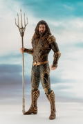 ARTFX+ Justice League 1/10 Scale Pre-Painted Figure: Aquaman thumbnail 2