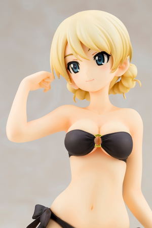 Girls und Panzer der Film 1/7 Scale Pre-Painted Figure: Darjeeling Swimsuit Ver.