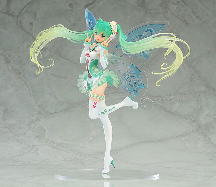 Hatsune Miku GT Project 1/1 Scale Pre-Painted Figure: Racing Miku 2017 Ver. image 3