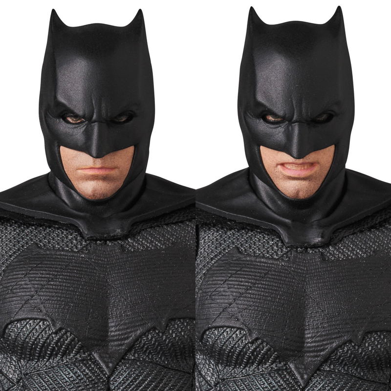 MAFEX Justice League: Batman (Re-run) image 6