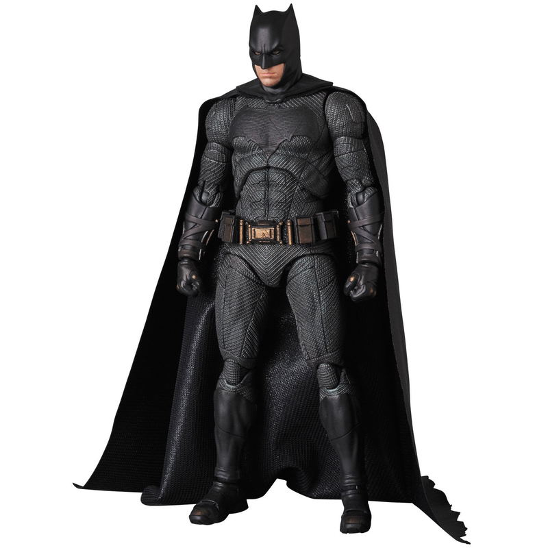 MAFEX Justice League: Batman (Re-run) image 7