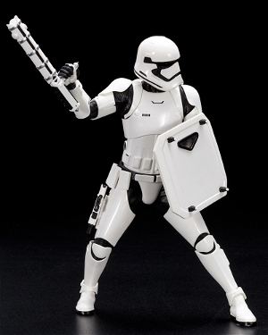 ARTFX+ Star Wars The Force Awakens 1/10 Scale Pre-Painted Figure: First Order Stormtrooper FN-2199