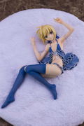 Fate/EXTELLA 1/7 Scale Pre-Painted Figure: Altria Pendragon thumbnail 2