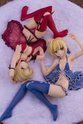 Fate/EXTELLA 1/7 Scale Pre-Painted Figure: Nero Claudius & Altria Pendragon thumbnail 4
