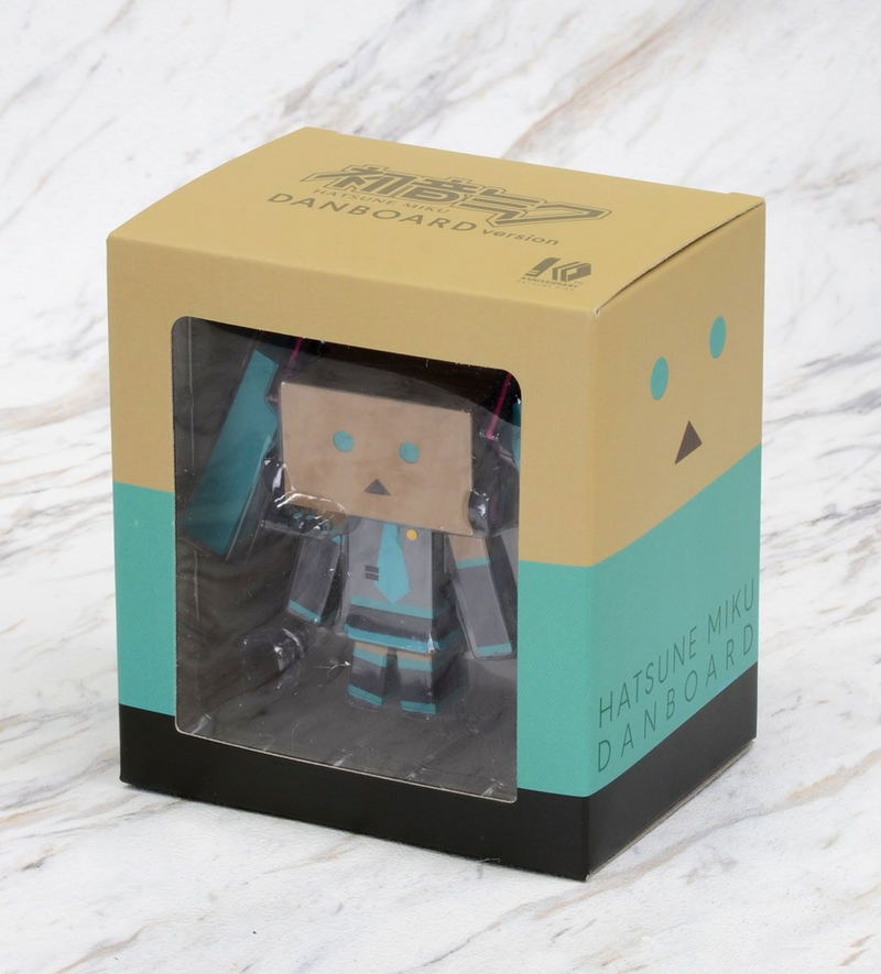Hatsune Miku Danboard Ver. image 4