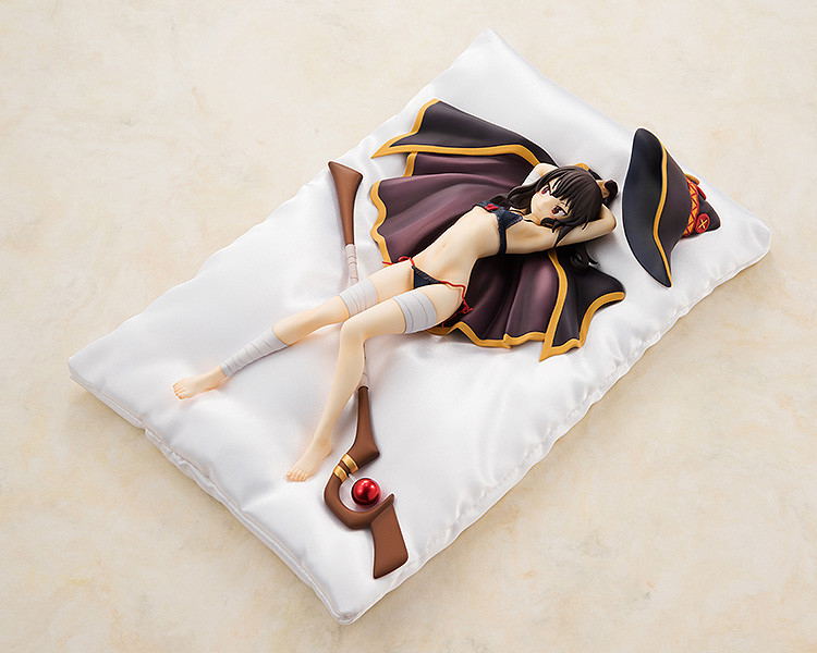 KONOSUBA -God's blessing on this wonderful world! 1/7 Scale Figure Pre-Painted Figure: Megumin Dakimakura Ver. image 4