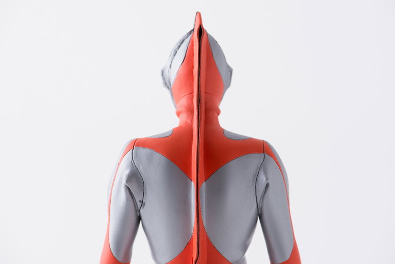 Ultraman 1/12 Scale Polystone Statue: Eiji Tsuburaya & Ultraman image 12