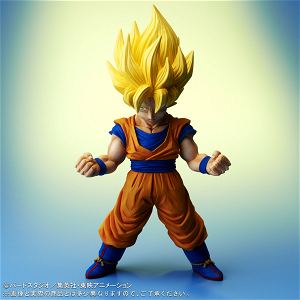 DefoReal Series Dragon Ball Z Pre-Painted Complete Figure: Son Goku Super Saiyan Ver.