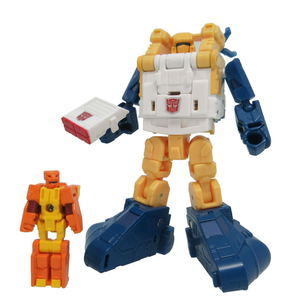 Transformers Legends: LG64 Seaspray & Rione_