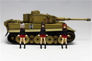 Girls und Panzer der Film 1/35 Image Scale Pre-Painted Figure: Kuromorimine Girls High School Figure Set