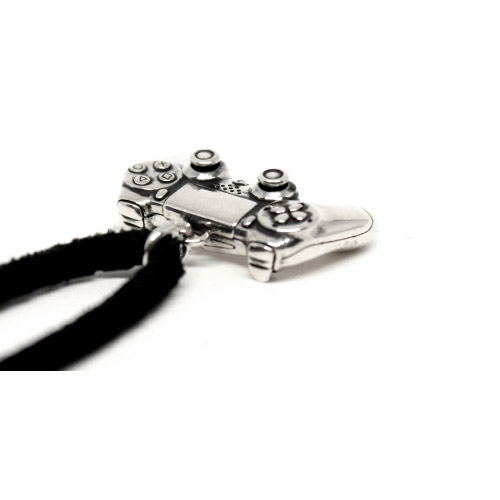 PlayStation Silver Pendant Dualshock (R) 4 image 3