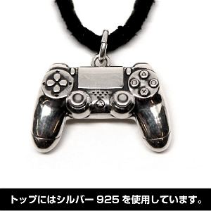 PlayStation Silver Pendant Dualshock (R) 4