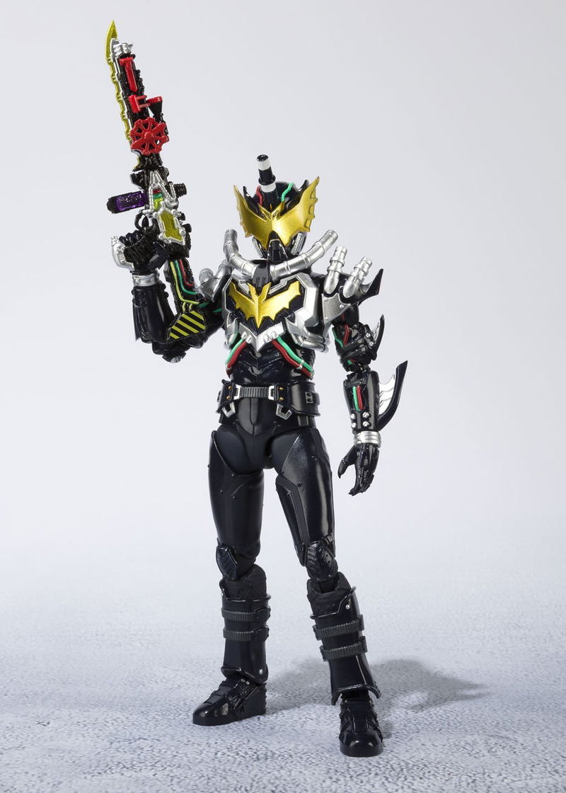 S.H.Figuarts Kamen Rider Build: Night Rogue image 4