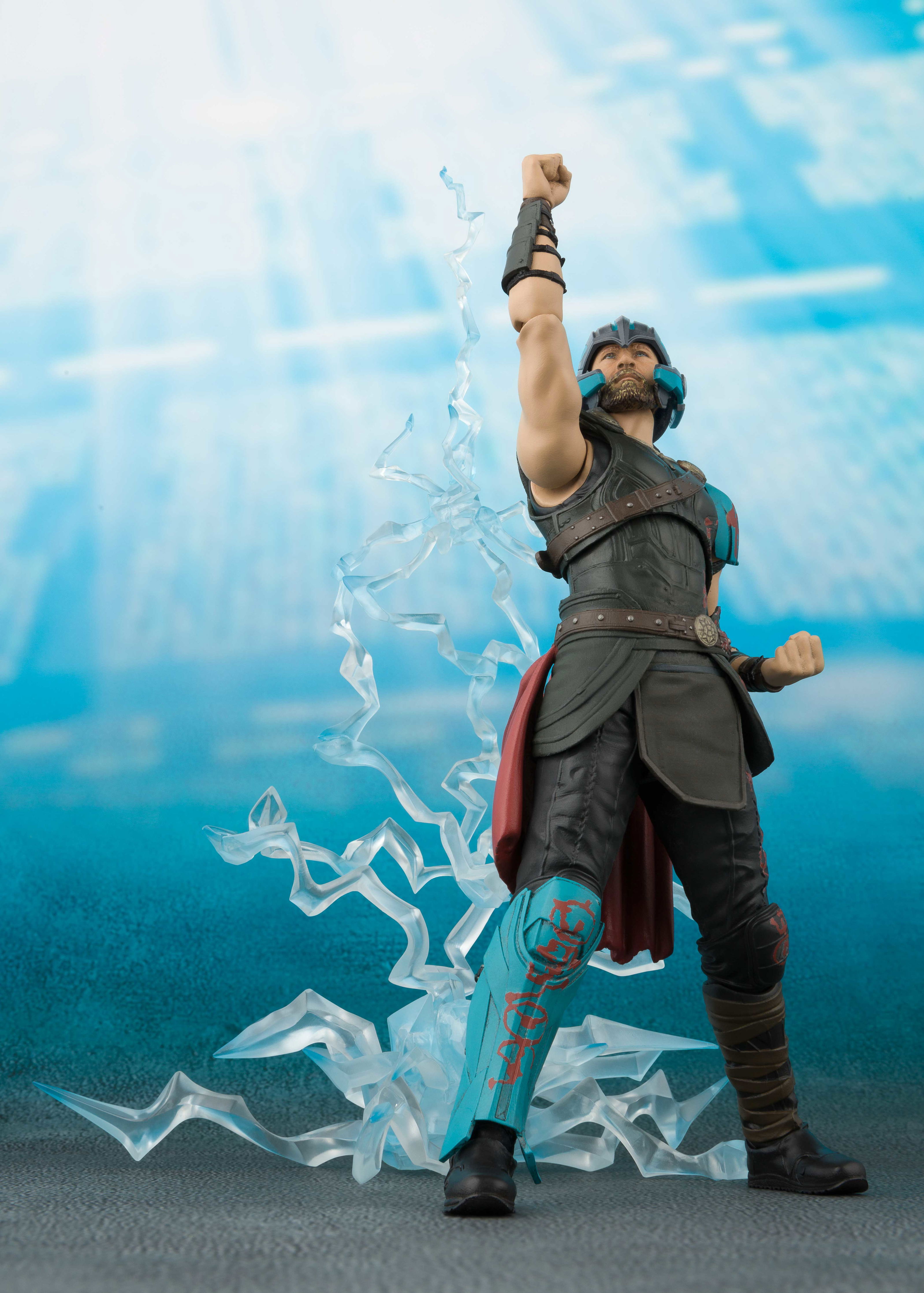 Thor best sale ragnarok figuarts