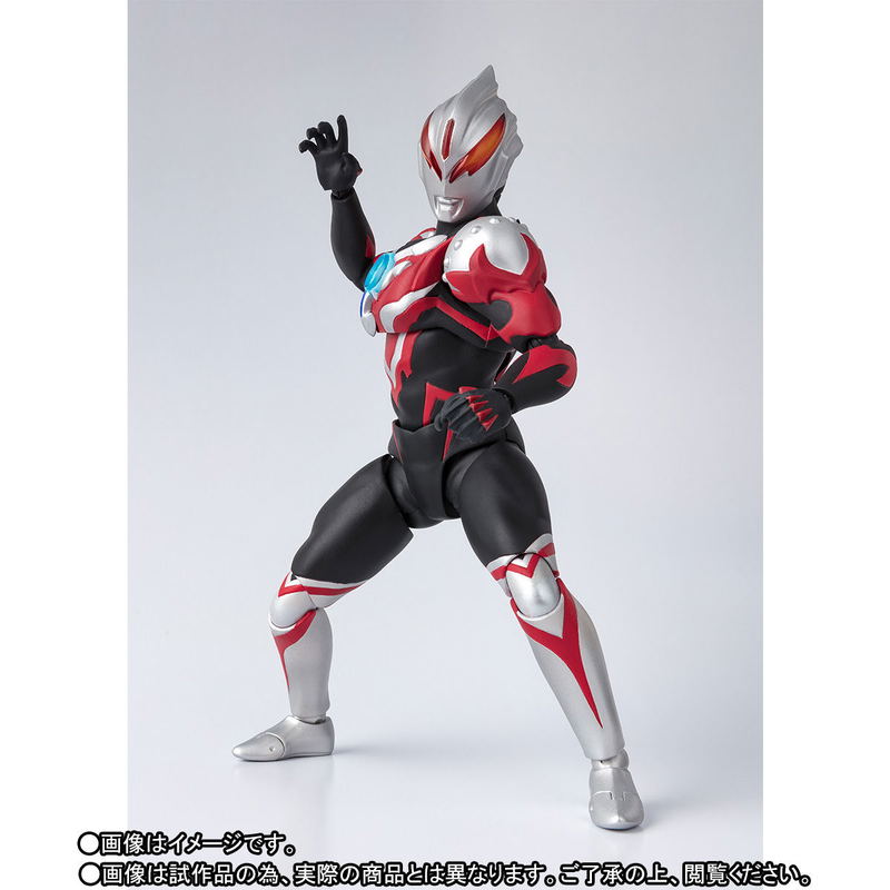 S.H.Figuarts Ultraman Orb: Ultraman Orb Thunder Breaster image 1