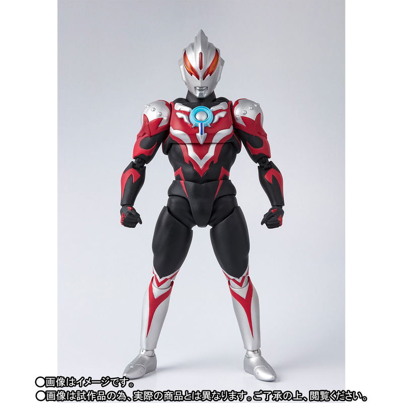 S.H.Figuarts Ultraman Orb: Ultraman Orb Thunder Breaster image 3