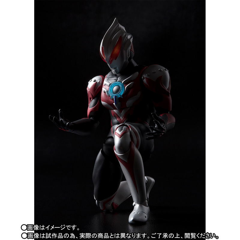 S.H.Figuarts Ultraman Orb: Ultraman Orb Thunder Breaster image 7