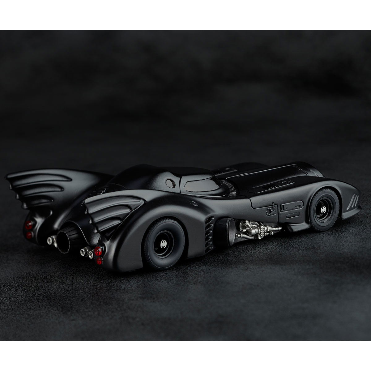 Figure Complex Movie Revo Series No. 009 Batman: Batmobile 1989