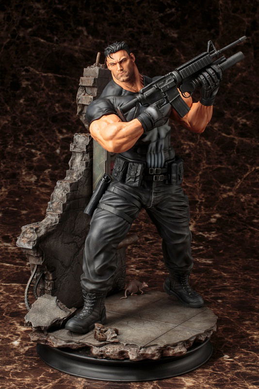 Marvel Universe 1/6 Scale Fine Art Statue: The Punisher image 1