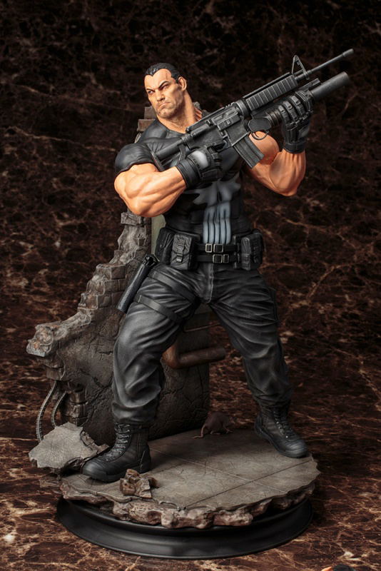 Marvel Universe 1/6 Scale Fine Art Statue: The Punisher image 8