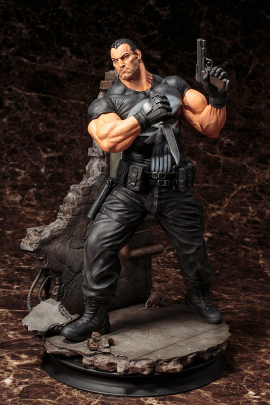 Marvel Universe 1/6 Scale Fine Art Statue: The Punisher image 9