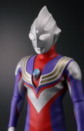 Character Classics Ultraman Tiga 1/5 Scale Figure: Ultraman Tiga thumbnail 12