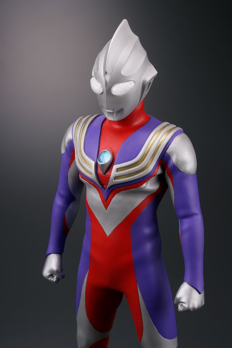 Character Classics Ultraman Tiga 1/5 Scale Figure: Ultraman Tiga image 14