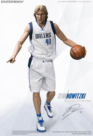 NBA Collection 1/6 Scale Pre-Painted Figure: Dirk Nowitzki_