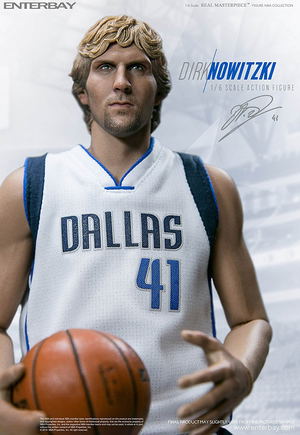 NBA Collection 1/6 Scale Pre-Painted Figure: Dirk Nowitzki_