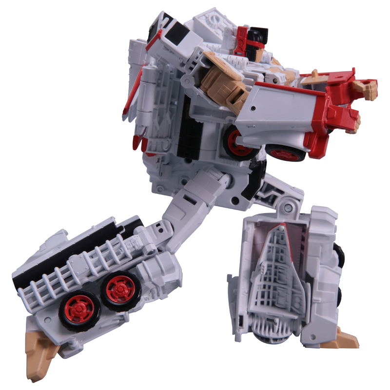 Street Fighter II x Transformers: Ryu & Vega image 2