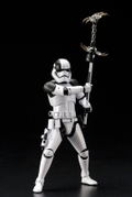 ARTFX+ Star Wars The Last Jedi 1/10 Scale Pre-Painted Figure: First Order Stormtrooper Executioner thumbnail 4