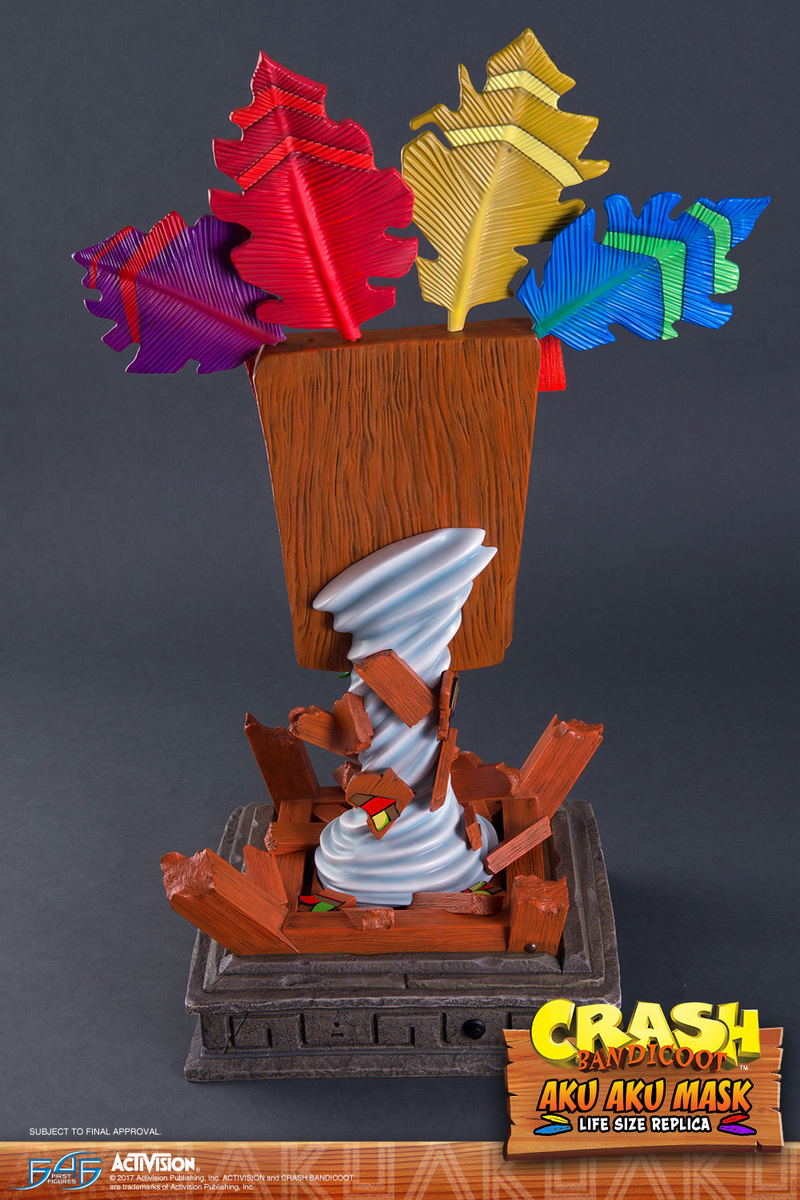 Crash Bandicoot Life-Size Aku Aku Mask image 11