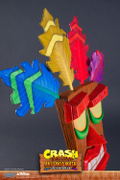 Crash Bandicoot Life-Size Aku Aku Mask thumbnail 6
