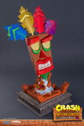 Crash Bandicoot Life-Size Aku Aku Mask thumbnail 8