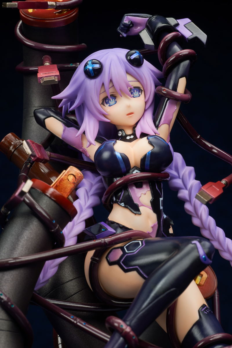 Hyperdimension Neptunia 1/8 Scale Pre-Painted Figure: Purple Heart image 13