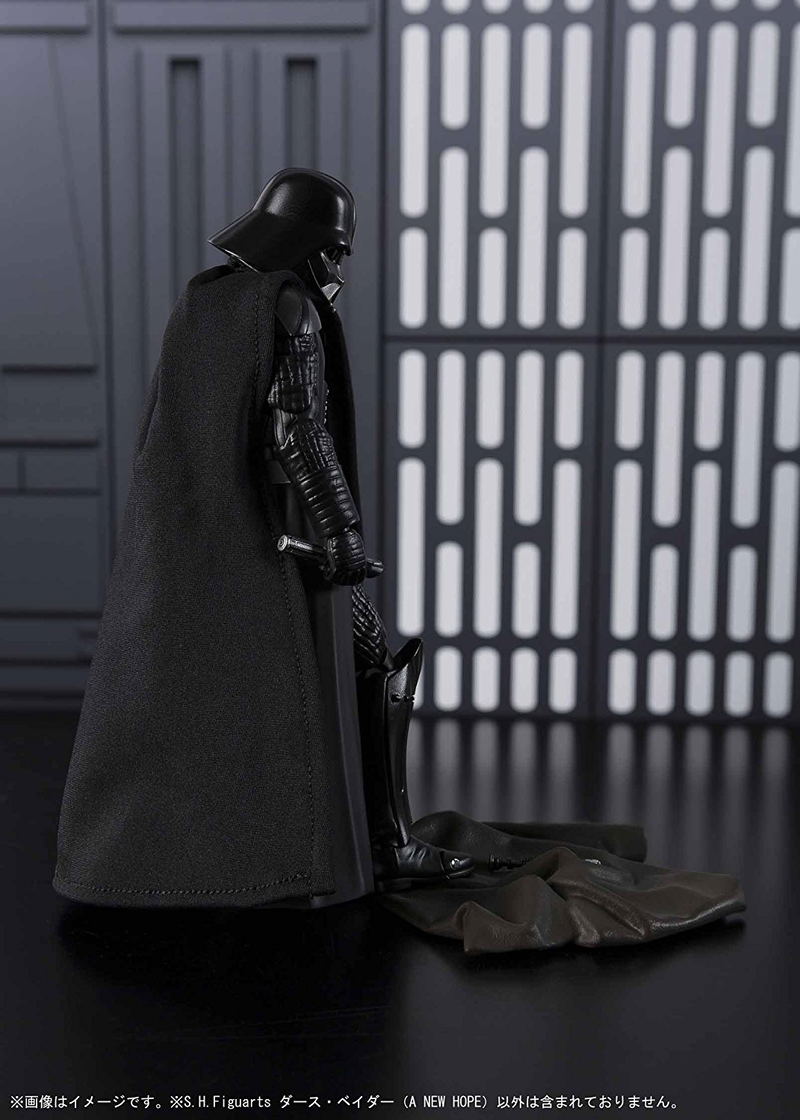 S.H.Figuarts Star Wars Episode IV - A New Hope: Darth Vader (A New Hope) image 7