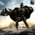 One:12 Collective Justice League Action Figure: Tactical Suit Batman thumbnail 2