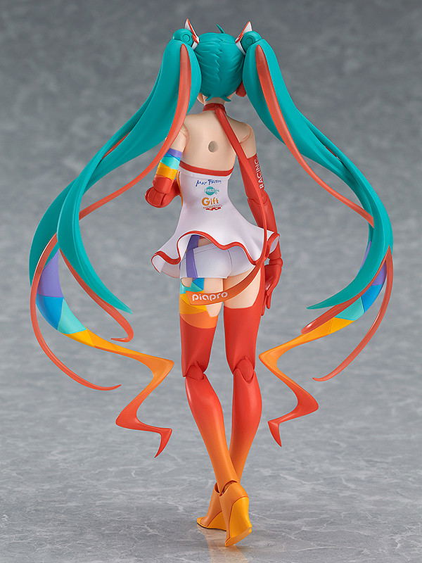 figma No. SP-078 Hatsune Miku GT Project: Racing Miku 2016 Ver. image 4