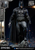 Museum Masterline Justice League 1/3 Scale Statue: Batman thumbnail 11