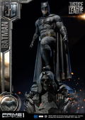 Museum Masterline Justice League 1/3 Scale Statue: Batman thumbnail 12