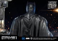 Museum Masterline Justice League 1/3 Scale Statue: Batman thumbnail 16