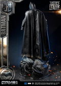 Museum Masterline Justice League 1/3 Scale Statue: Batman thumbnail 8