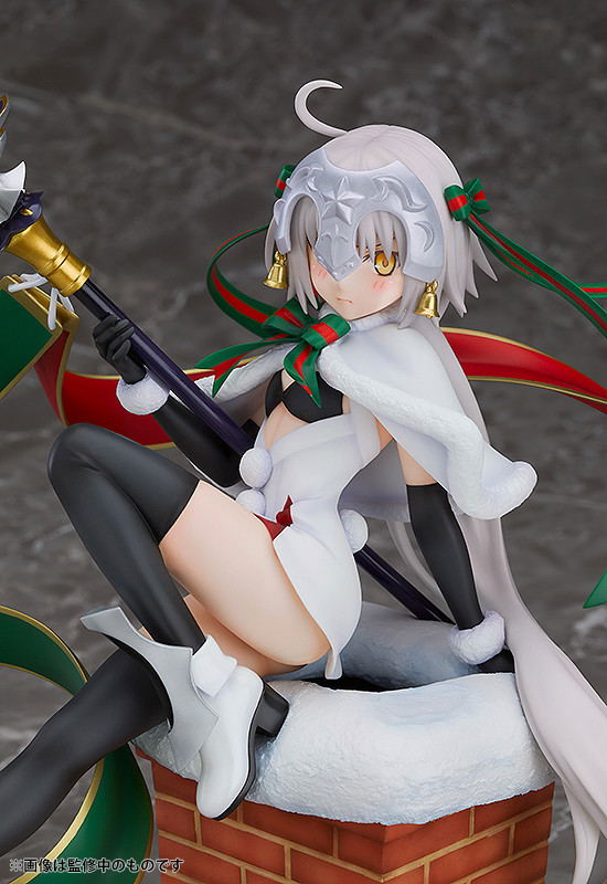 Fate/Grand Order 1/7 Scale Pre-Painted Figure: Lancer/Jeanne d'Arc Alter Santa Lily image 3