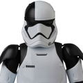 MAFEX Star Wars The Last Jedi: First Order Stormtrooper Executioner thumbnail 4