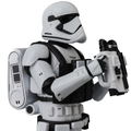 MAFEX Star Wars The Last Jedi: First Order Stormtrooper Executioner The Last Jedi ver. thumbnail 9